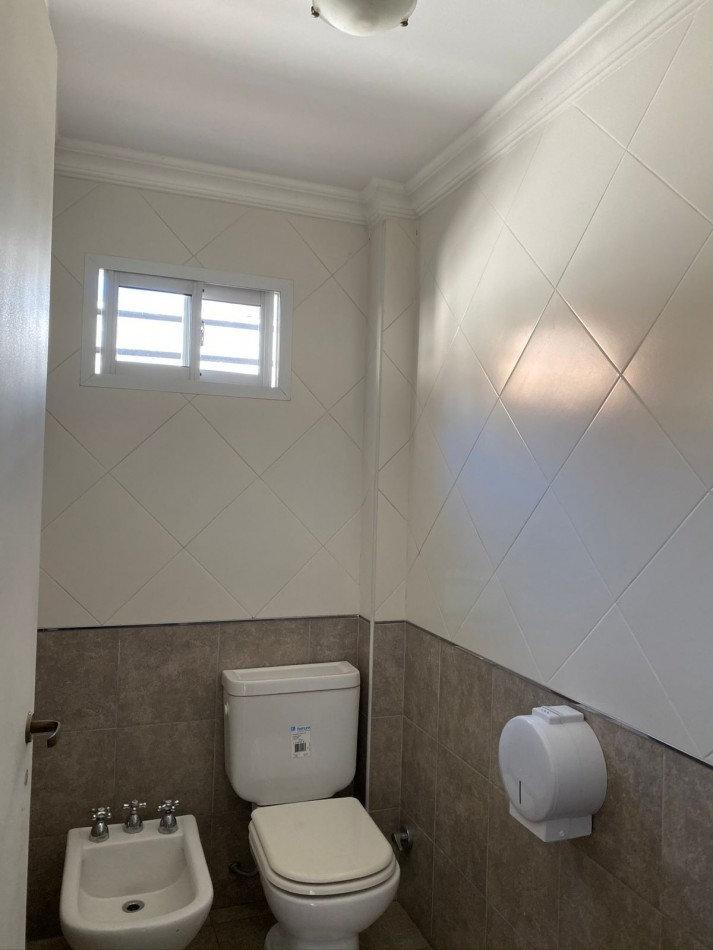 ALQUILER LOCAL COMERCIAL